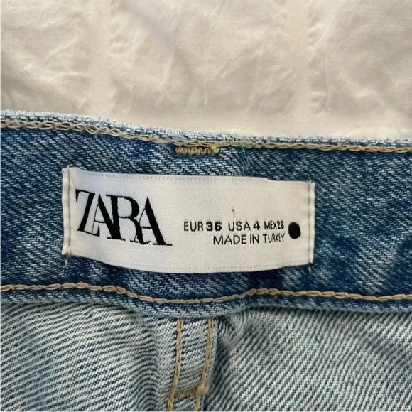 Zara Blue Straight crop in Antique Jeans Denim - Picture 3 of 8